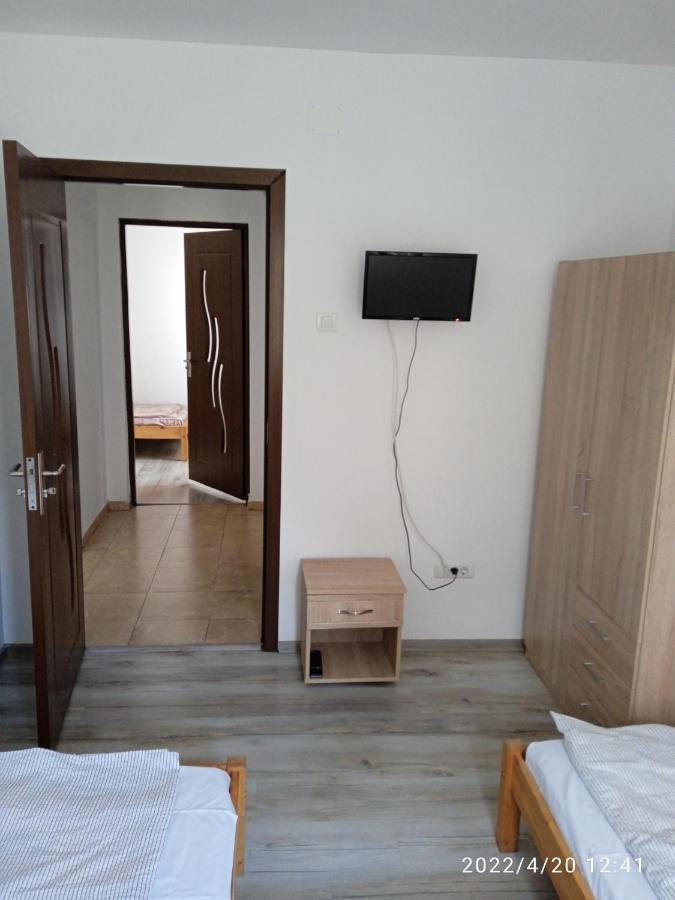4 Rooms Apartment Tulcsa Kültér fotó