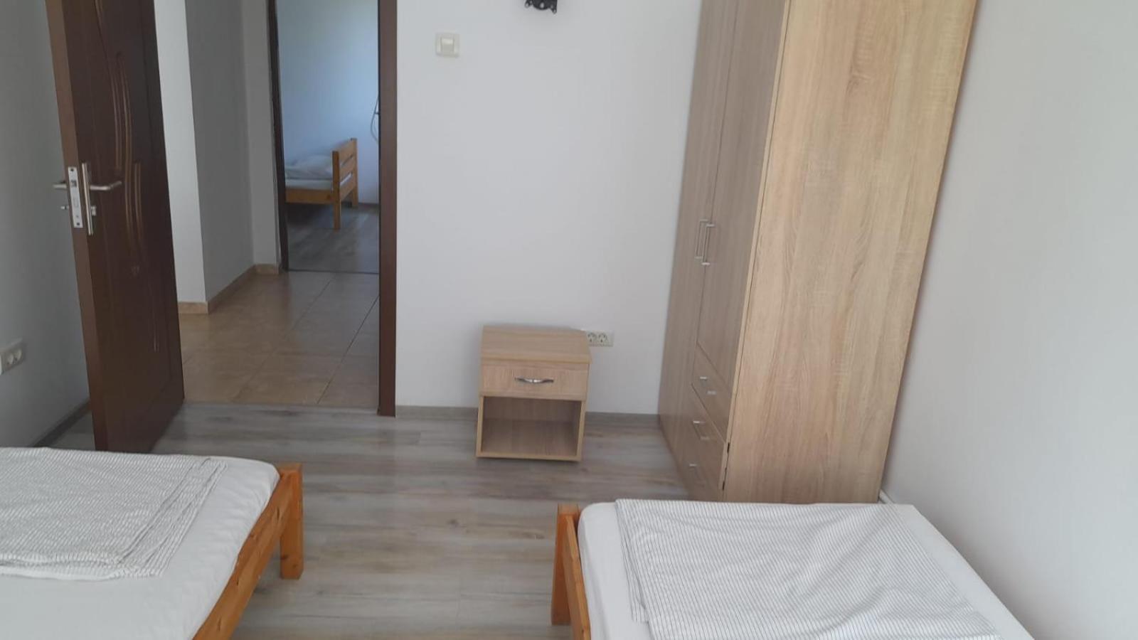 4 Rooms Apartment Tulcsa Kültér fotó
